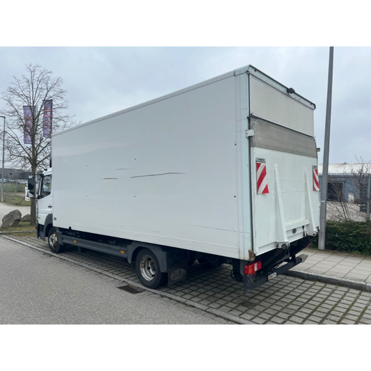 Mercedes-Benz Atego 821, valise, TÜV, nouveau CT !